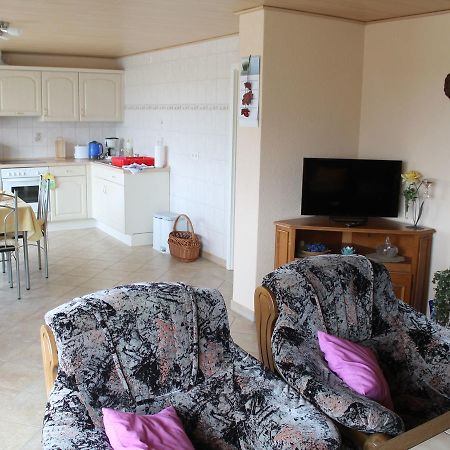 Spacious Apartment In Brusow With Garden Kropelin Luaran gambar