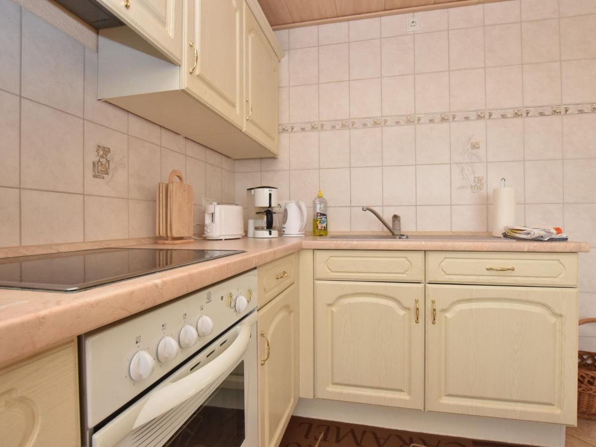 Spacious Apartment In Brusow With Garden Kropelin Luaran gambar